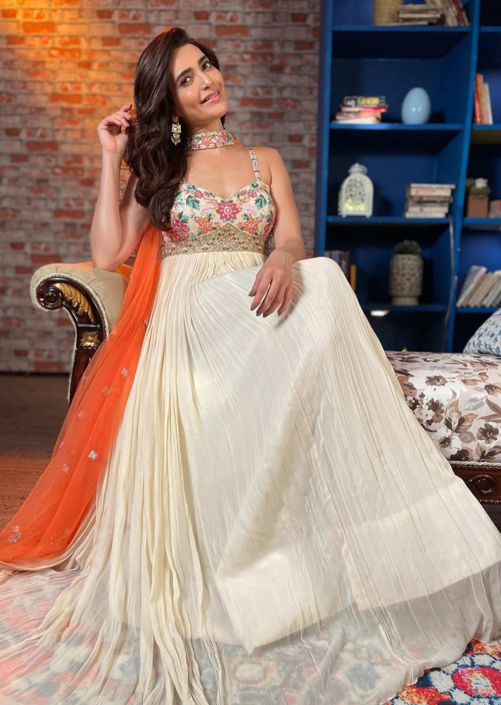 Karishma Tanna In Kalki Off White Anarkali Suit In Georgette With Multi Colored Resham Embroidered Floral Motifs