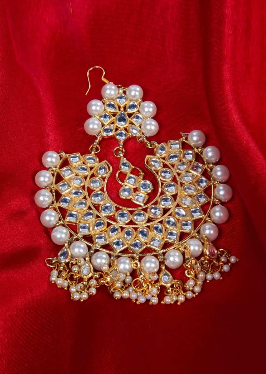 Kundan studded maang tikka adorn with white pearls and nano moti drops only on kalki