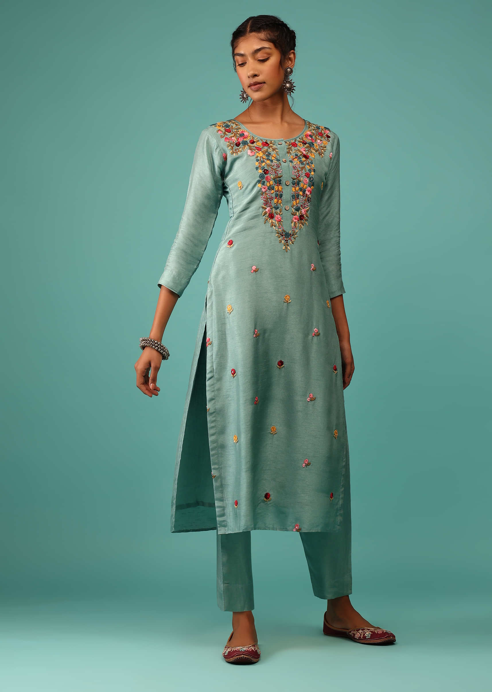 Lagoon Green Kurta Set In Dola Silk With Kashmiri Thread Embroidery & 3D Floral Work