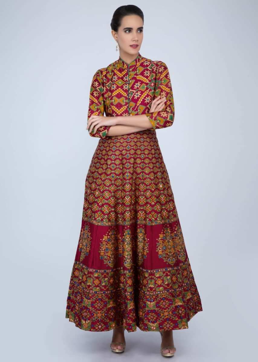 Magenta Long Tunic Dress In Print With Mirror Highlight Online - Kalki Fashion