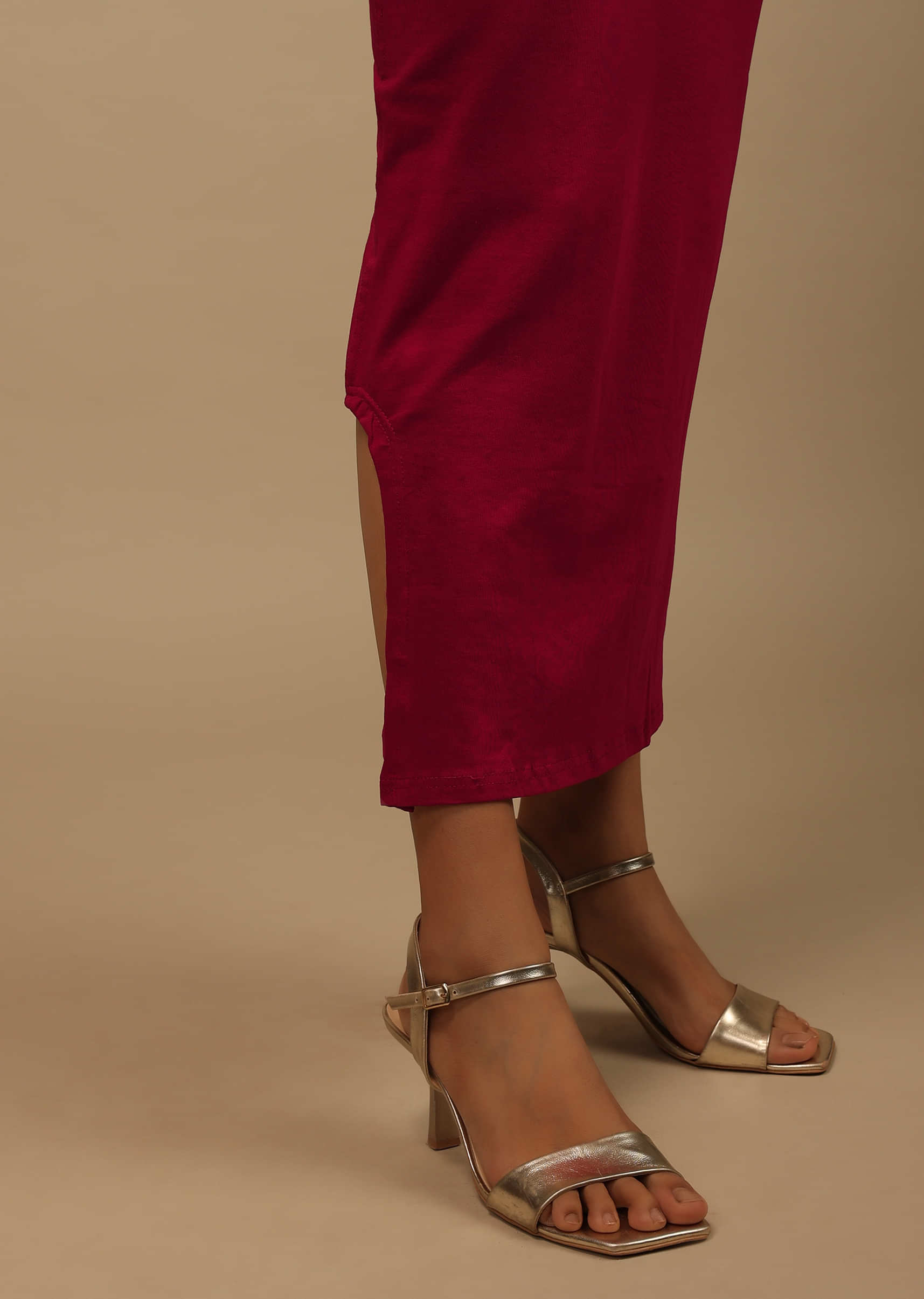 Buy Maroon Shapewear Saree Petticoat In Cotton Lycra With Elastic Waistband  And Slit KALKI Fashion India