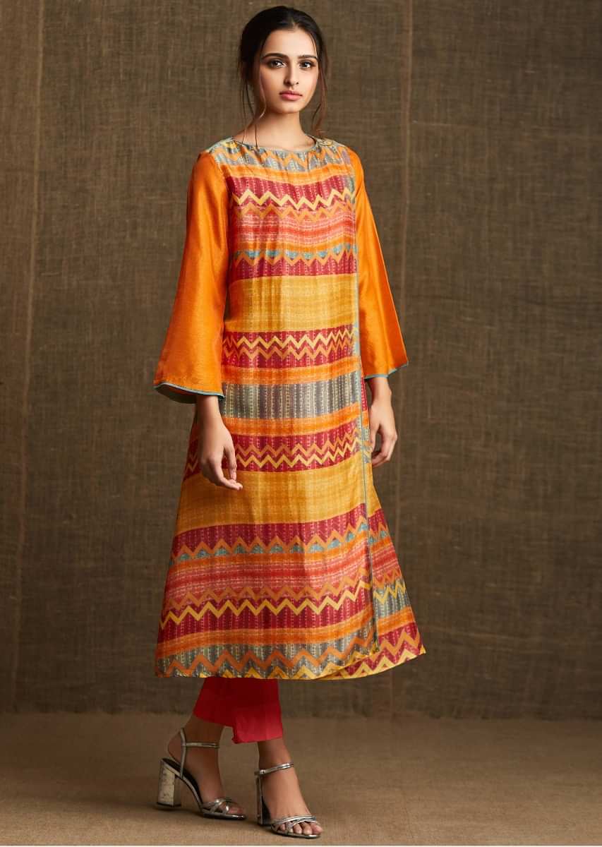 Multi Color Kurti In Silk With Self And Zig Zag Print Online - Kalki Fashion
