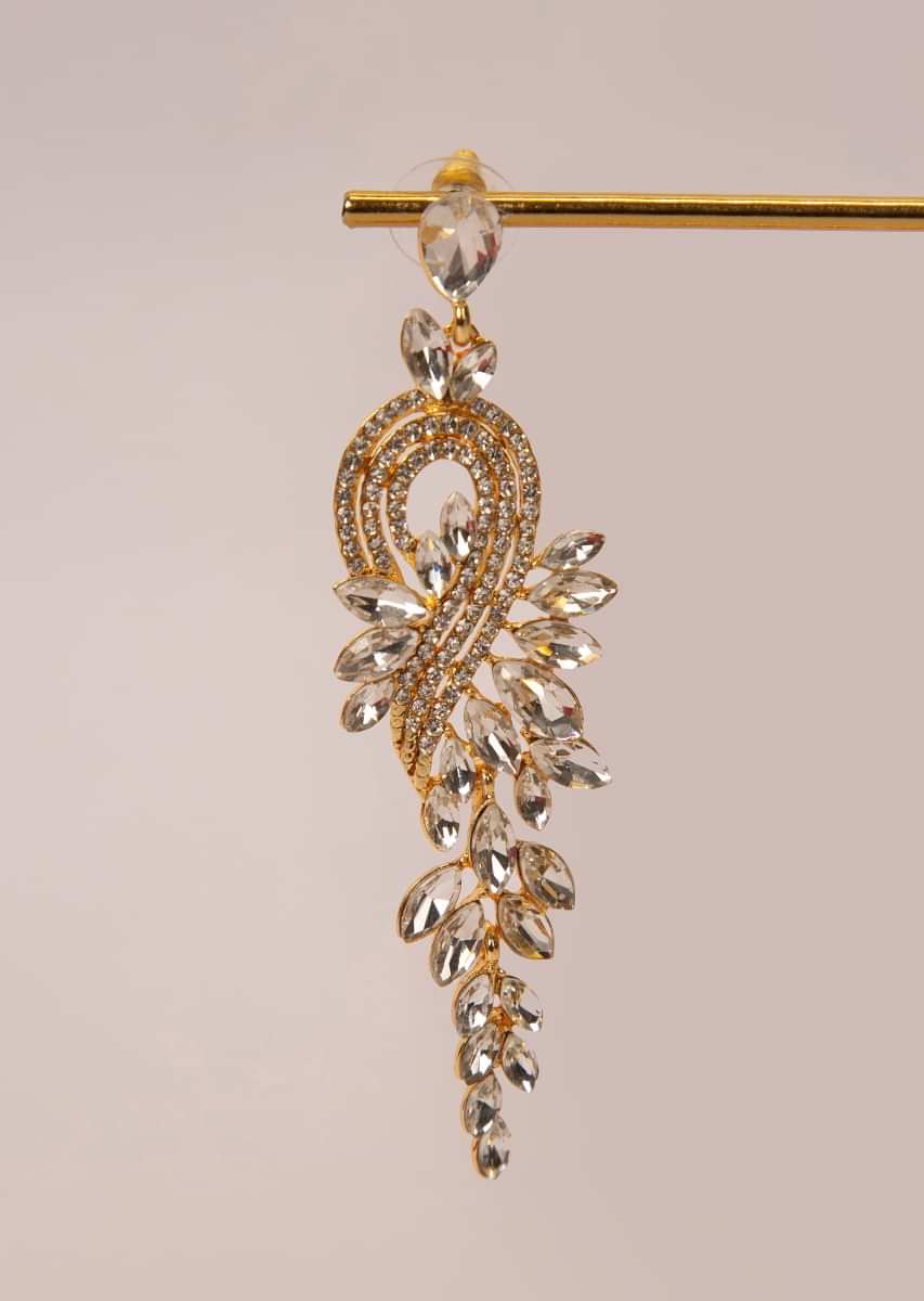 Musical note shaped chandelier drop earring