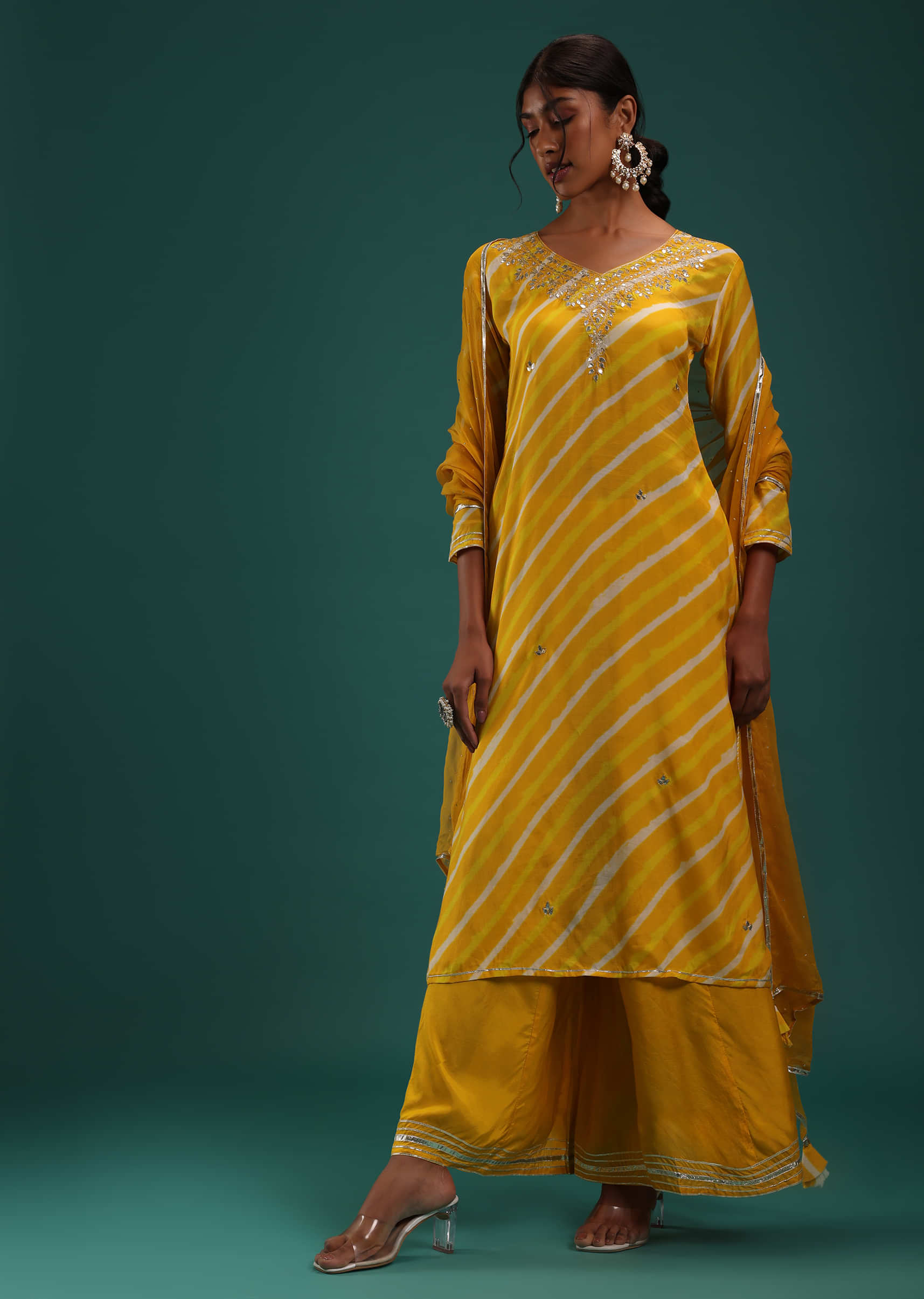 Leheriya Kurti Designs: The Perfect Blend of Tradition and Fashion!