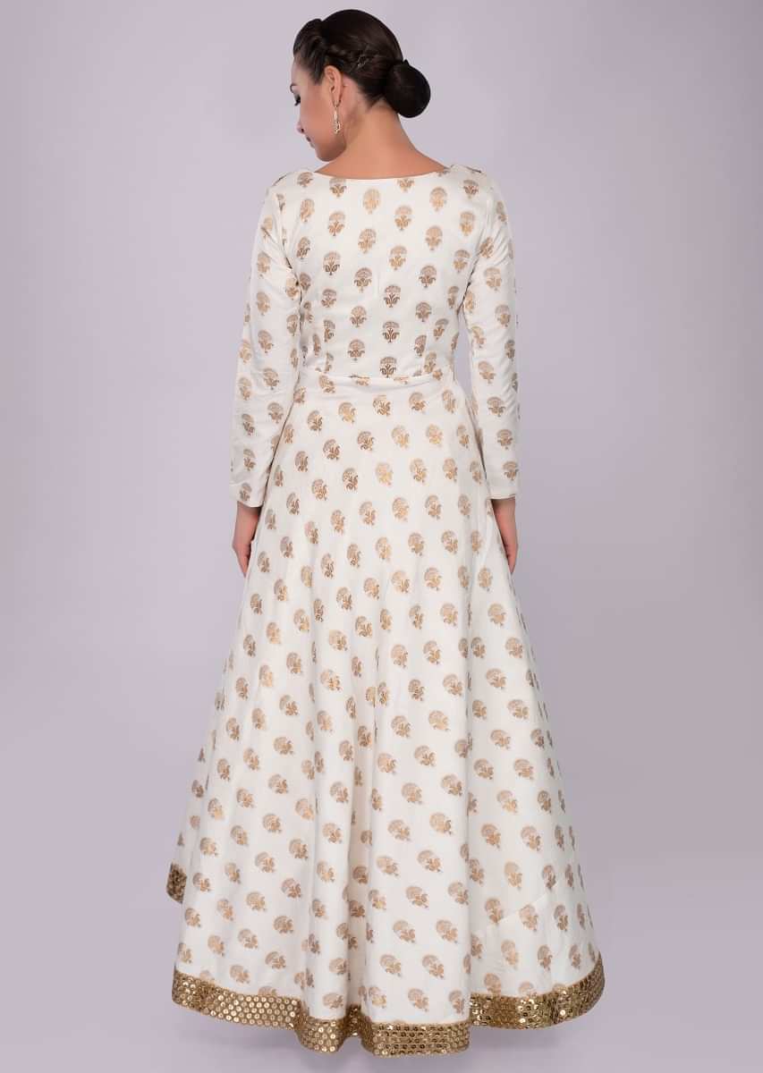 Off white jacquard silk skirt with A line suit in butti 
