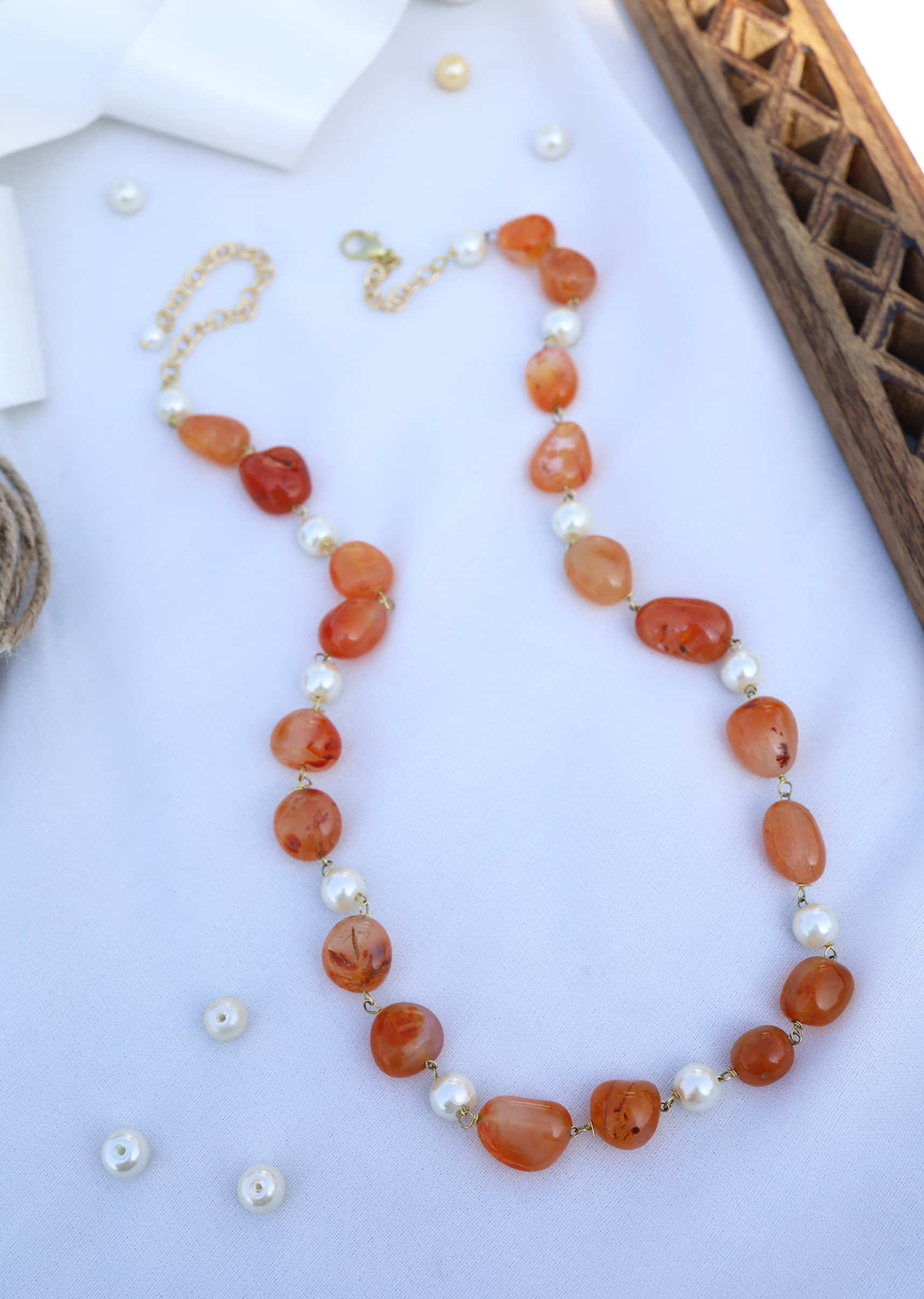 Orange Pearl And Stone Argate String Necklace