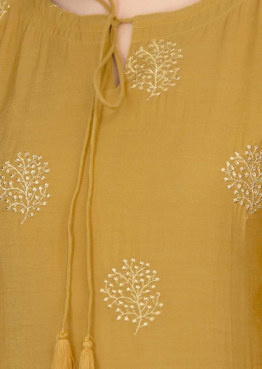 Pale Mustard Kurti In Cotton Silk With Butti Online - Kalki Fashion