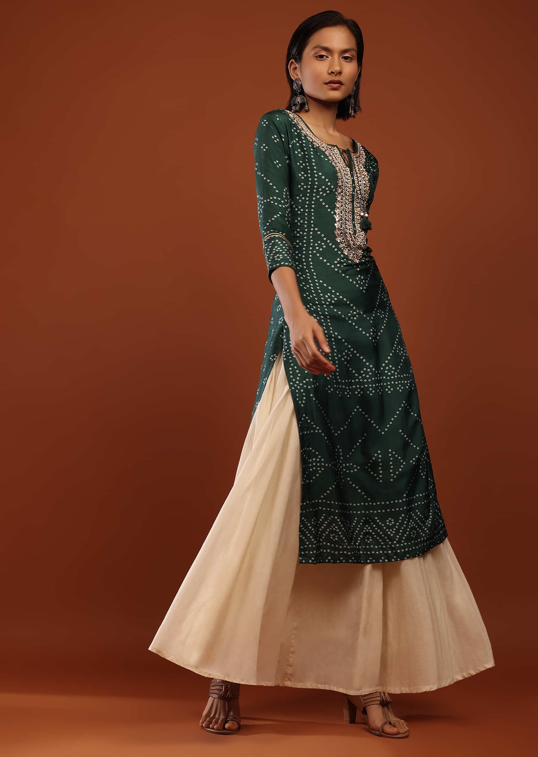 Pine Green Kurta In Cotton With Bandhani Print And Gotta Detailed Floral Neckline