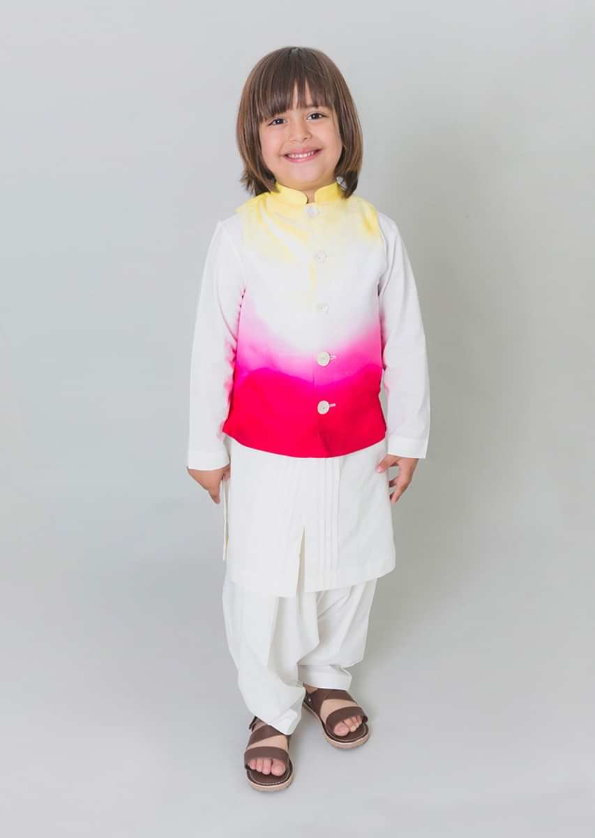 Kalki Boys Pink Printed Jacket Adorned In Marbling Technique Of Painting With Cotton Kurta And Salwar Pants By Tiber Taber