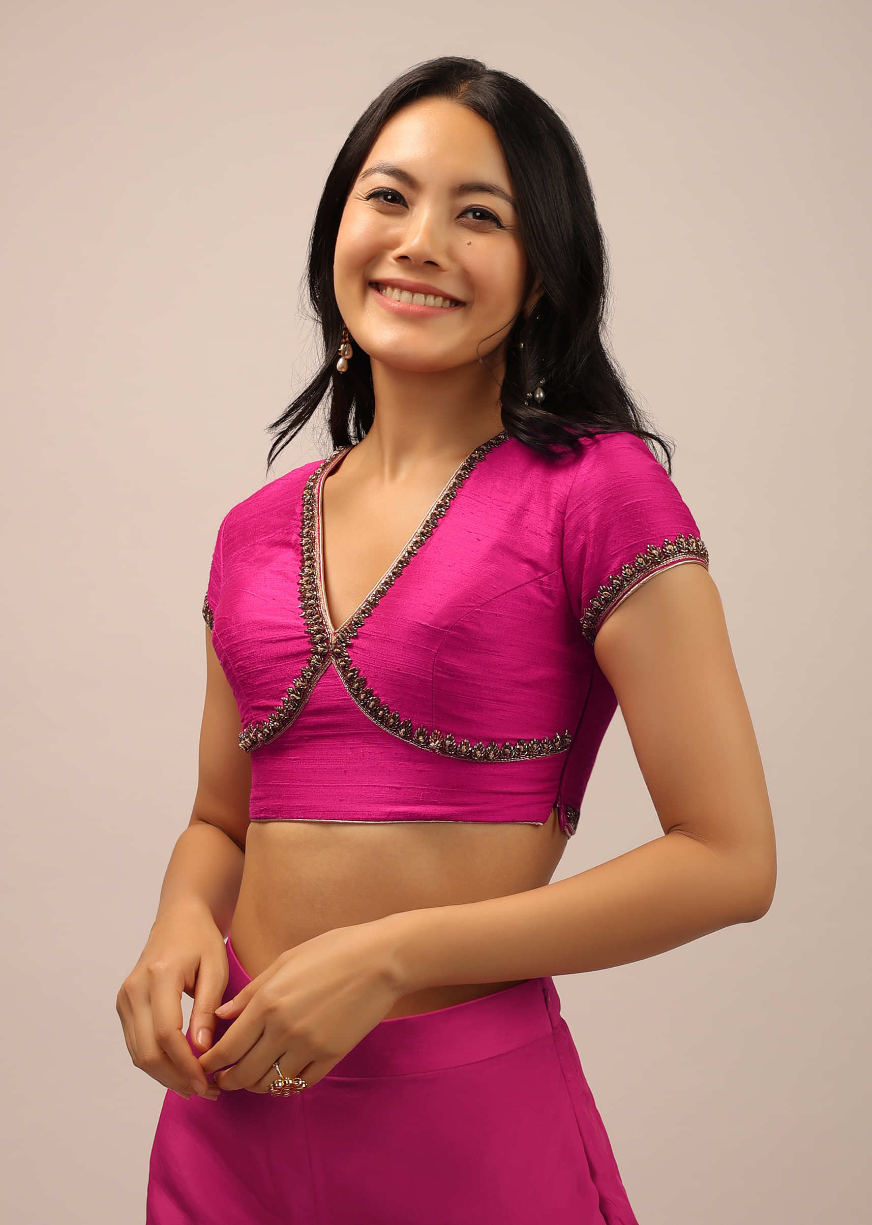 Pink Blouse In Raw Silk With Cut Dana Work And V Neckline