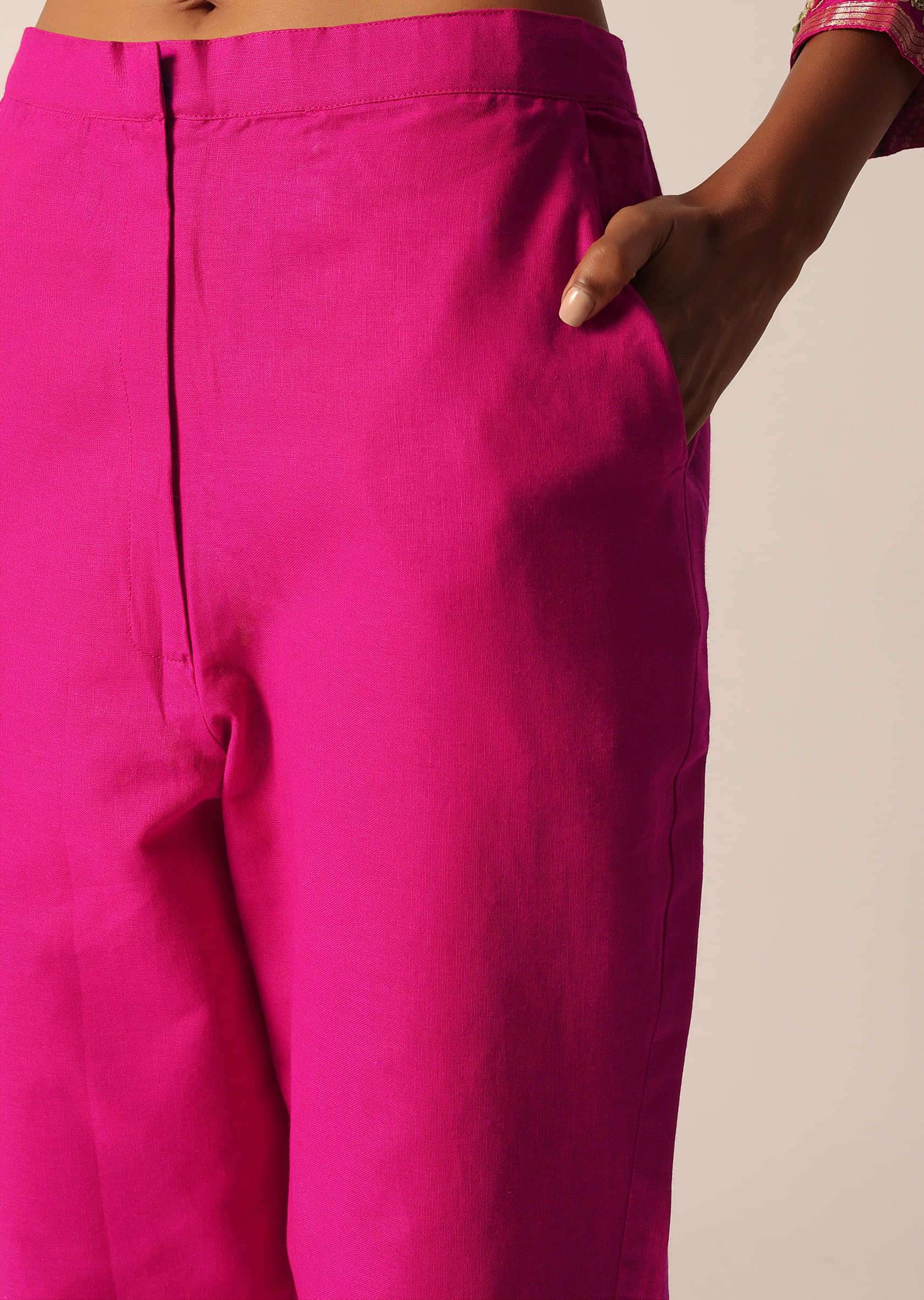 Buy Pink Silk Pant Set With Bandhani Print