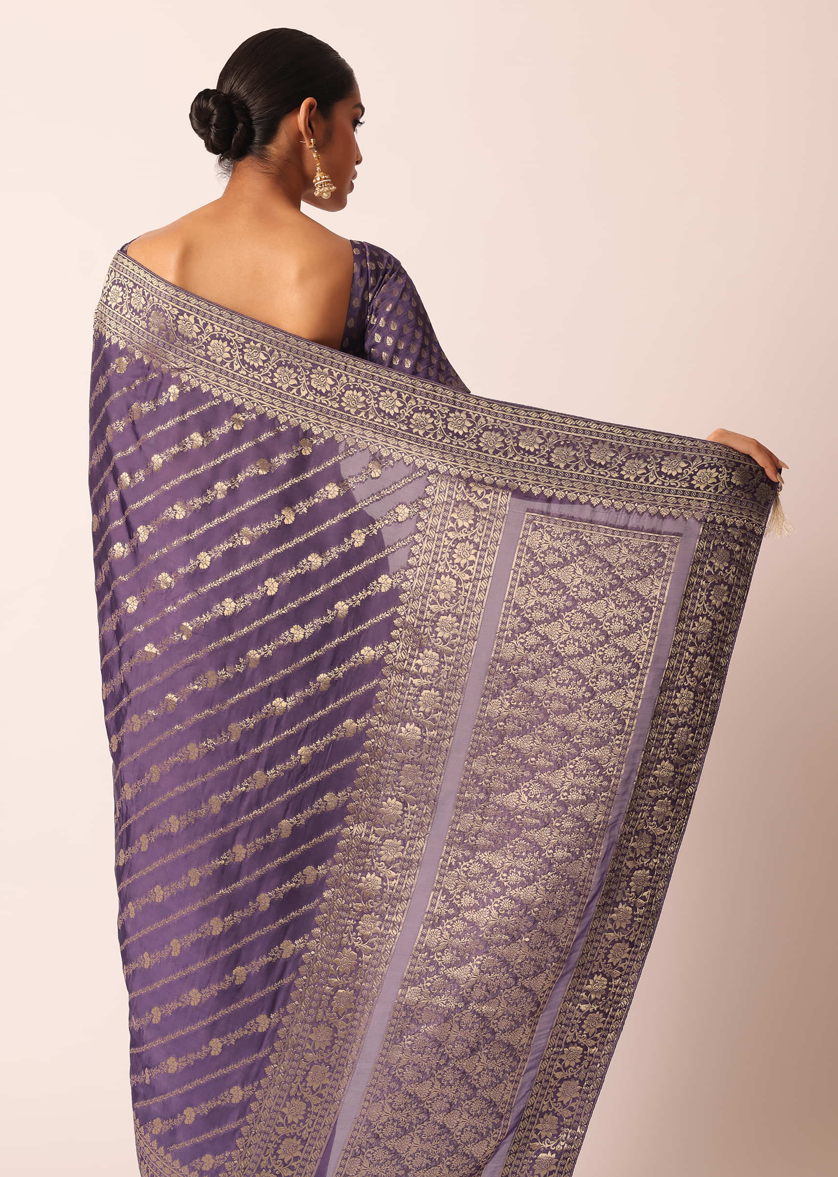 Buy Purple Saree With Zari Weave Butti Detail And Unstitched Blouse Piece  KALKI Fashion India