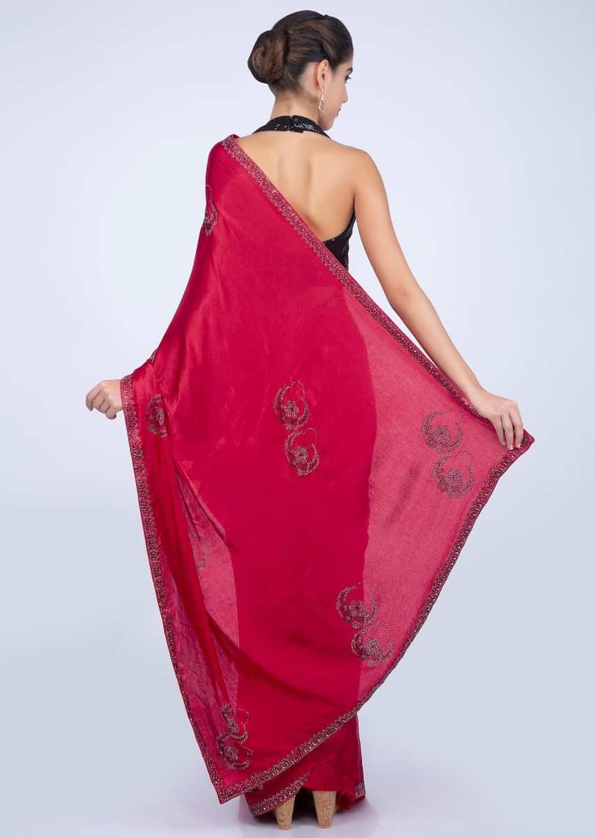 Red Saree In Satin Chiffon With Embroidered Butti And Border Online - Kalki Fashion