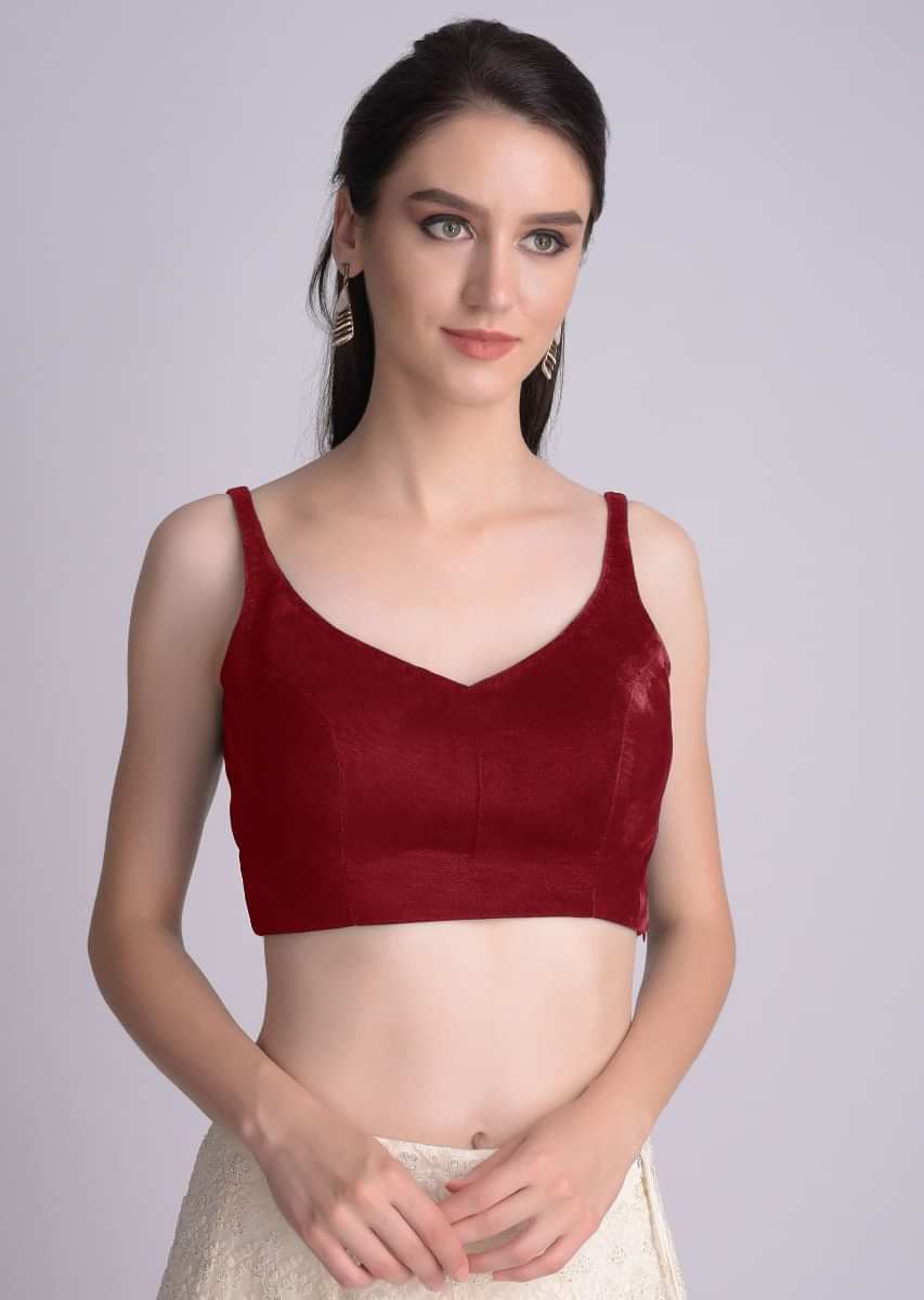 Buy Red Sleeveless Blouse With Leaf Shaped Neckline Online - Kalki ...