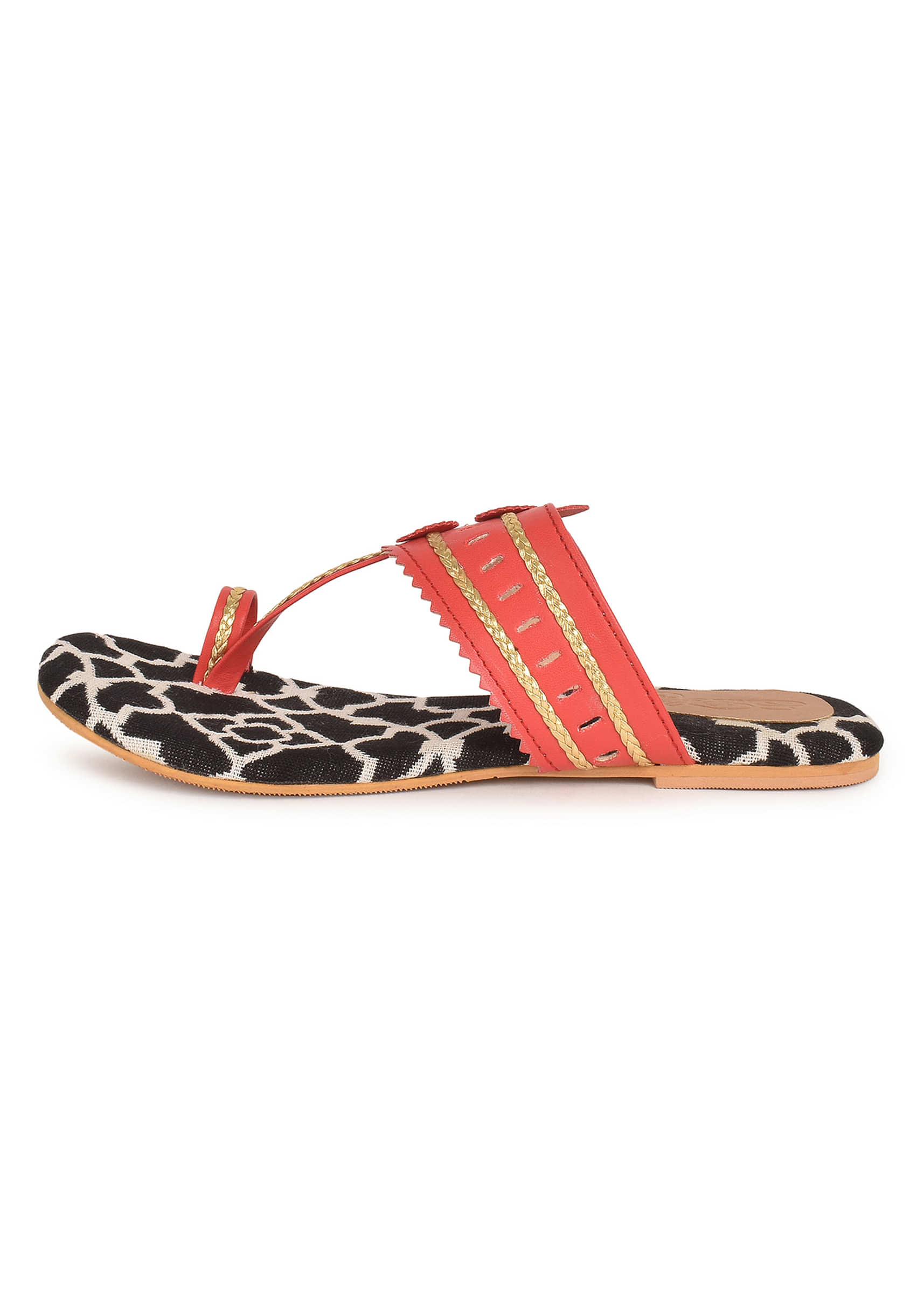 Red Kolhapuri Flats With Black And White Jacquard Sole By Sole House