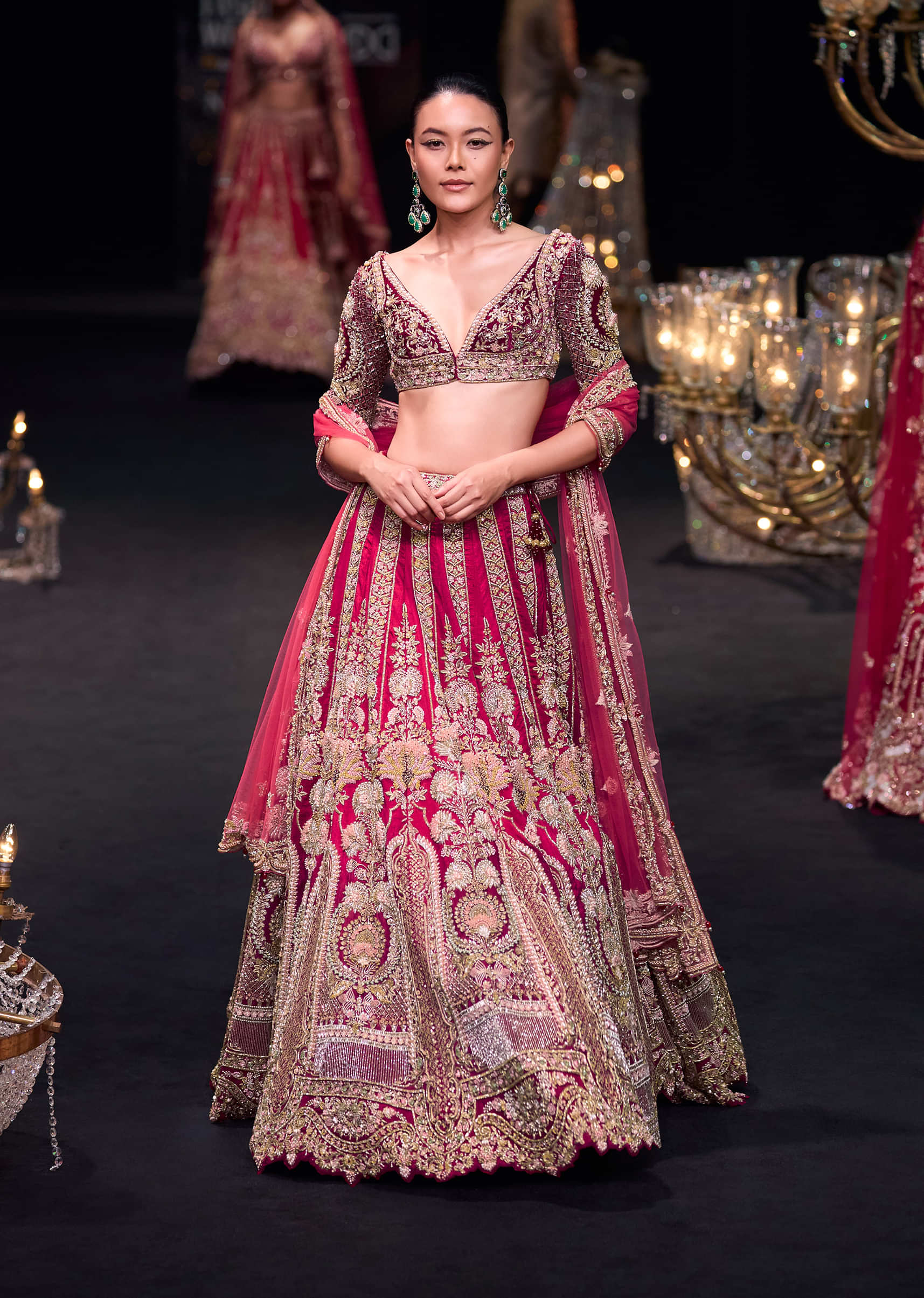 Buy Indian Bridal Lehengas & Wedding Lehengas Online