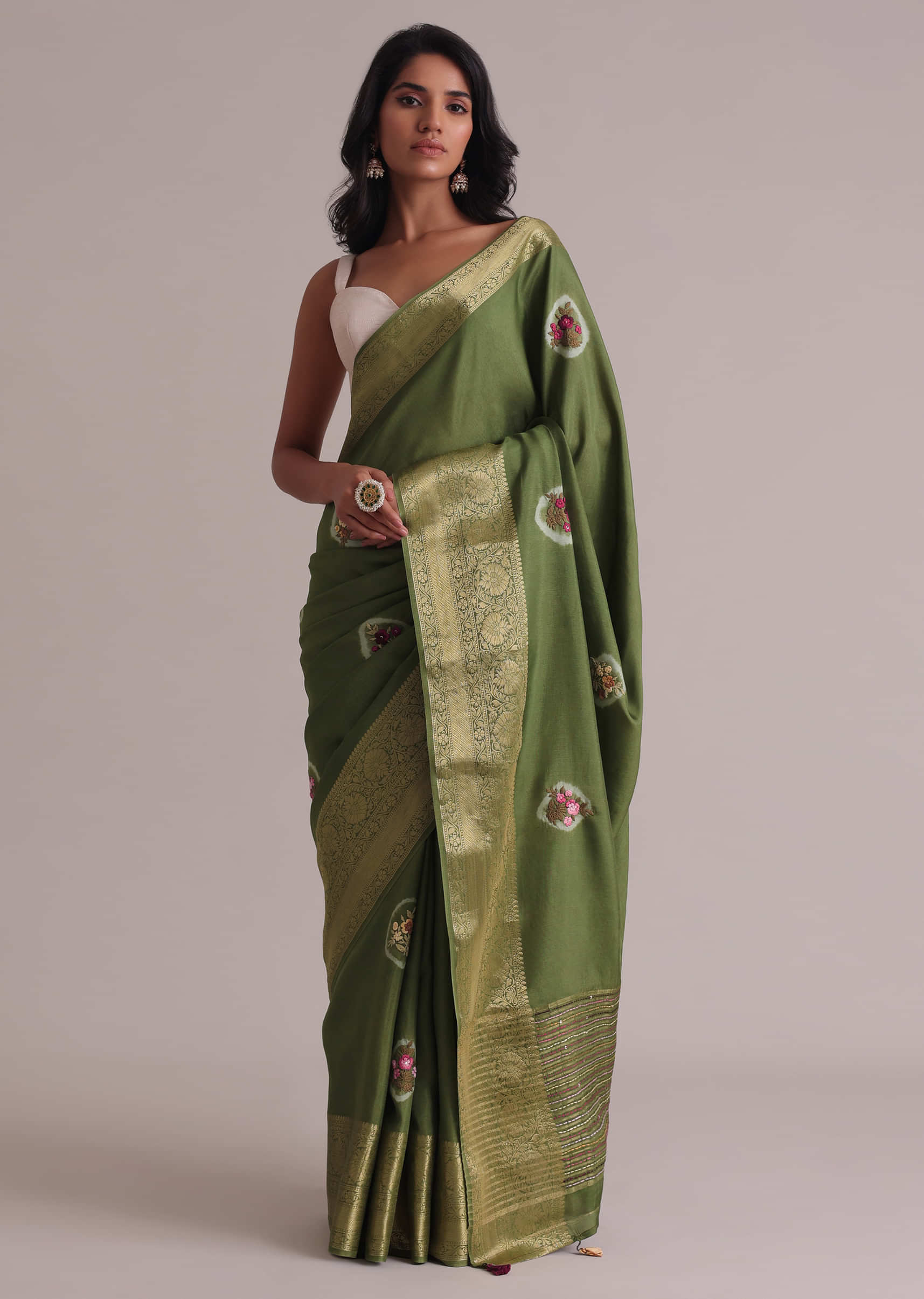 Pista Green Saree In Dola Silk With Woven Buttis And Floral Weave On Pallu