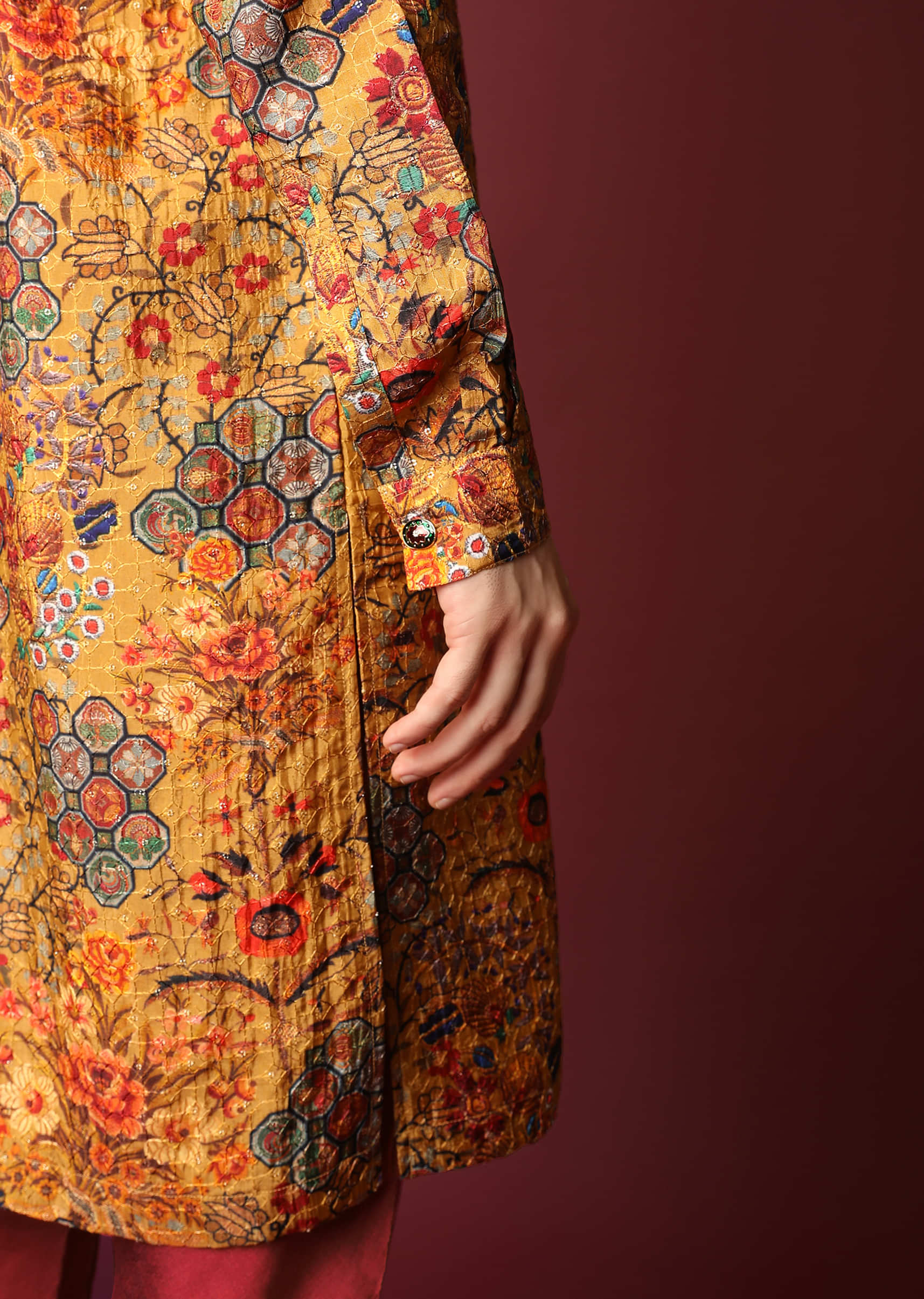 Mustard Kurta Set In Silk Fabric With Floral Print And Accented With Thread And Sequins