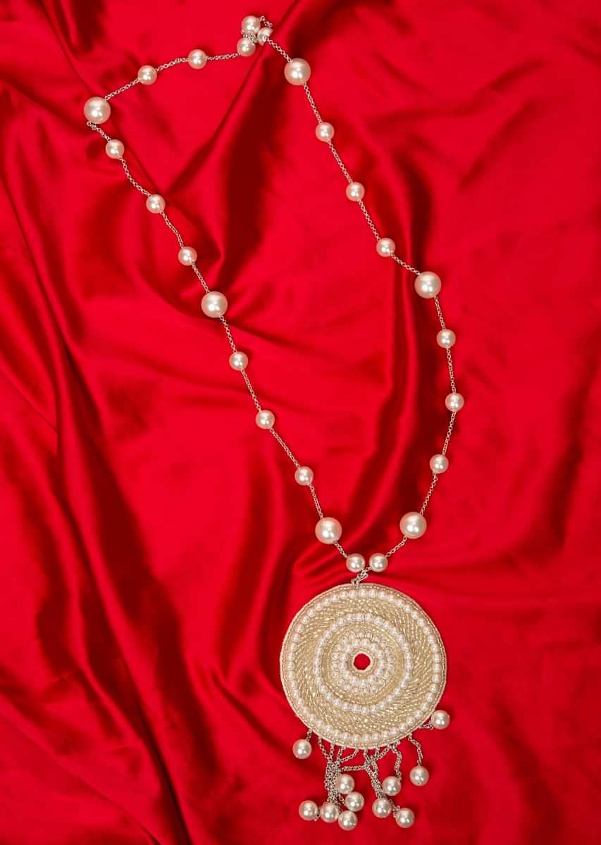 Silver chain string  pearl necklace with fabric based round pendant 