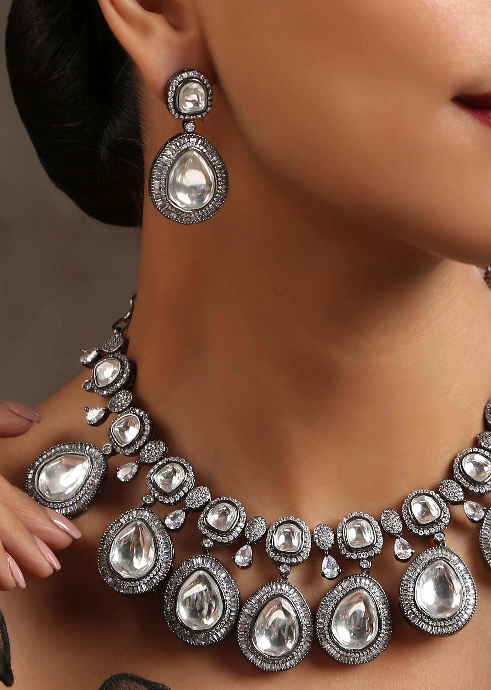 Silver Necklace With Kundan Polki In A Contemporary Design Along With Zirconia Stones