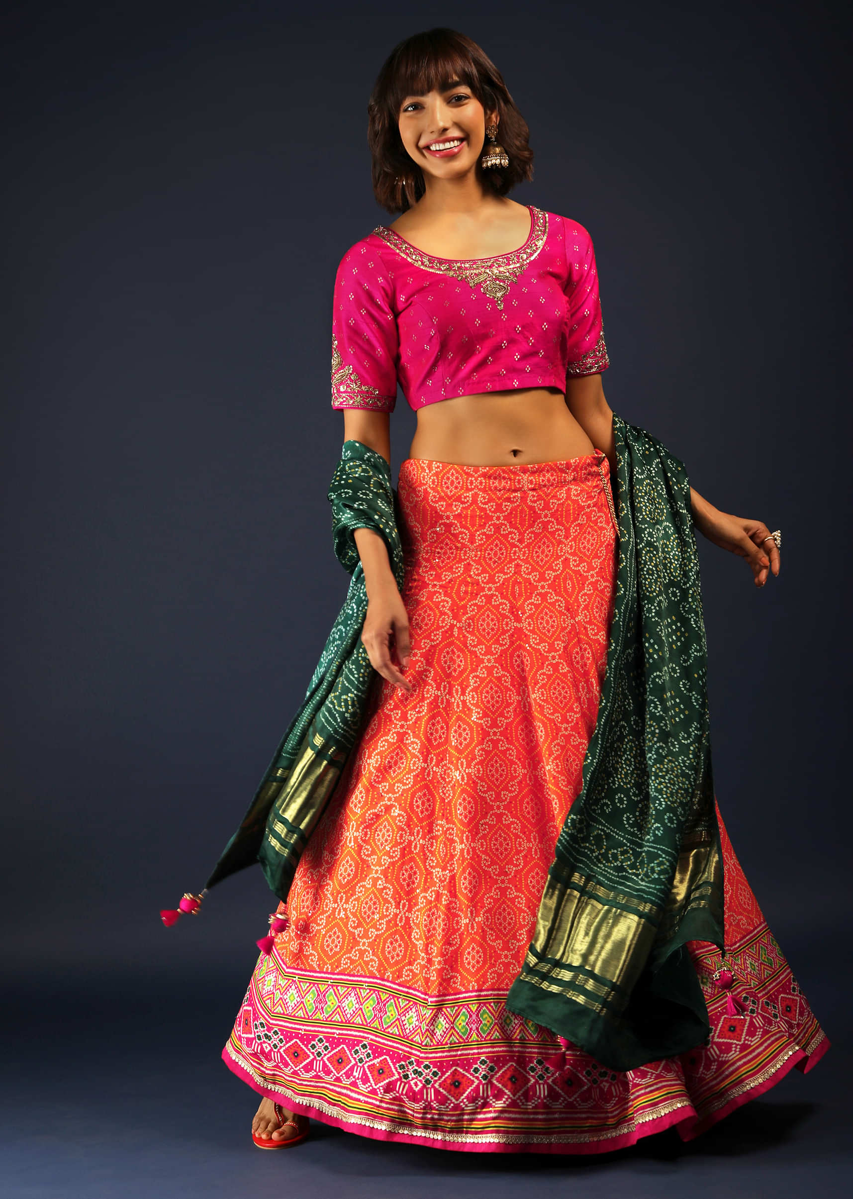 Details more than 155 pink lehenga with green dupatta best