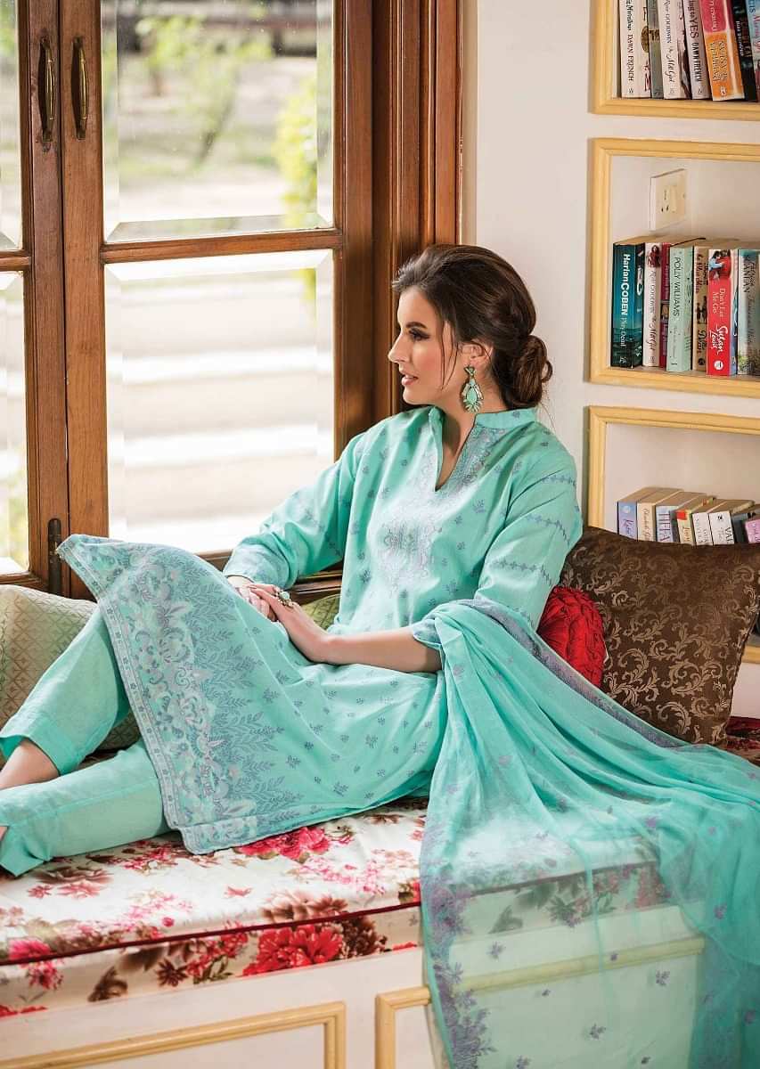 Buy Aegean Blue Suit In Floral Printed Cotton With Matching Cotton Palazzo  Pants In Printed Butti Online - Kalki Fashion