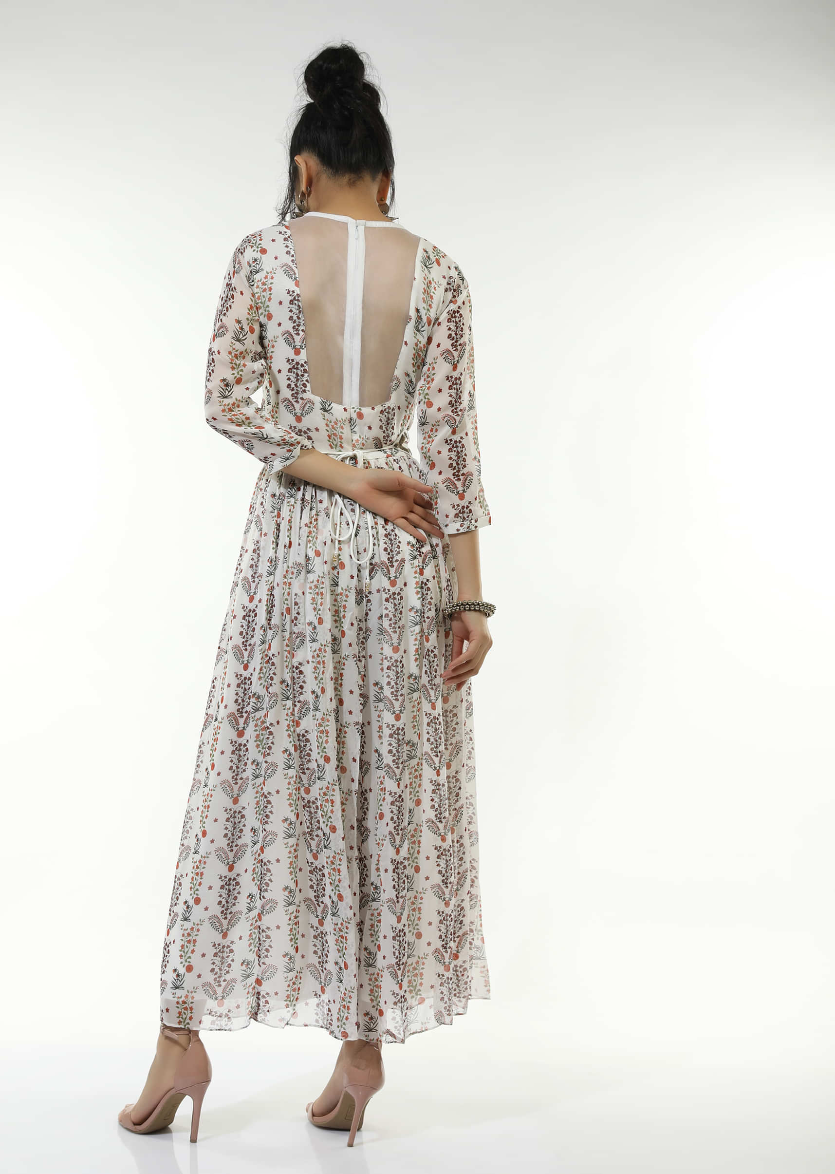 White Jumpsuit In Georgette Crepe With Floral Print And A Thread Embroidered Belt At The Waist  