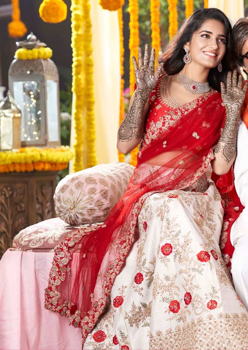 White Lehenga In Raw Silk With Floral Embroidery And Red Blouse And Dupatta Online - Kalki Fashion