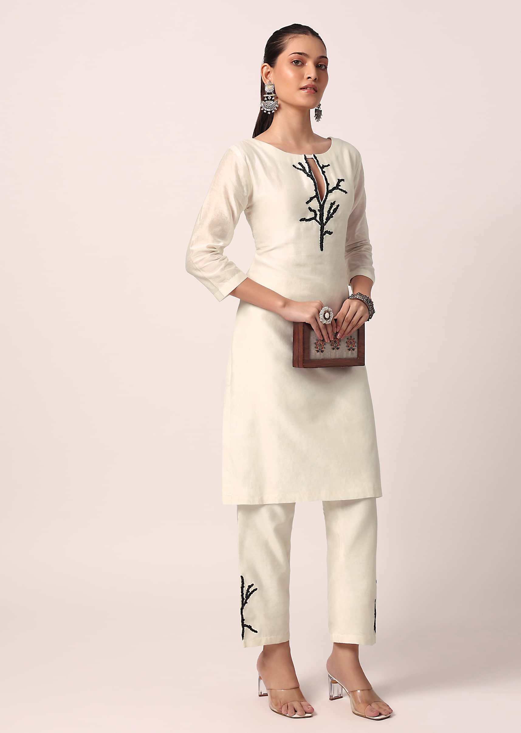 Buy Irresitibe White Knitted Saree Shapewear with Drawstring Online. –
