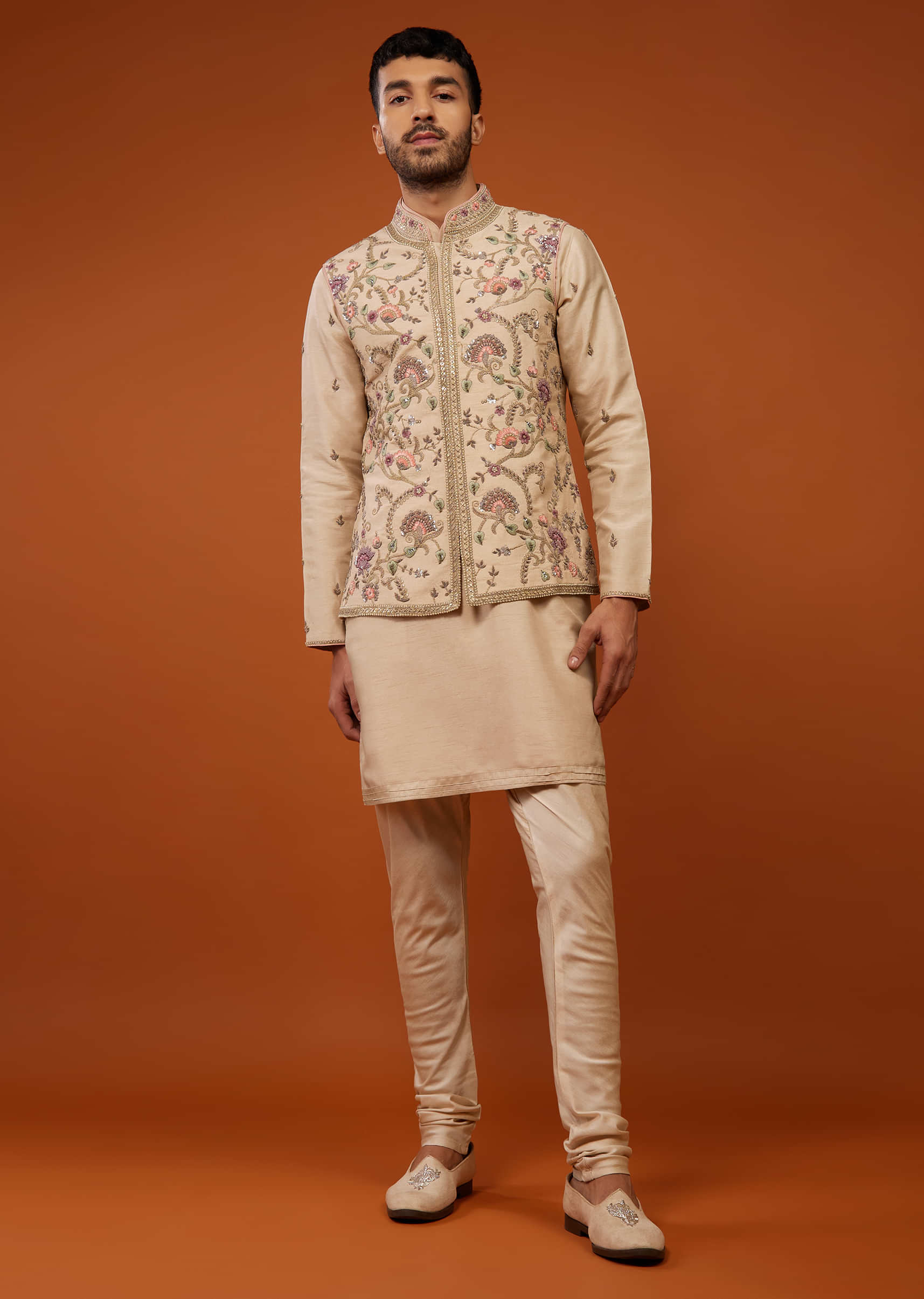 S/M/L/Xl/Xxl ASSORTED Wedding Sherwani Dress For Men, Size/Dimension:  Large, Prince