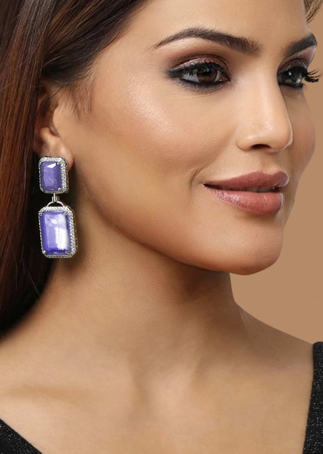 2 Lavender Stones Dangled Earrings With Faux Diamonds