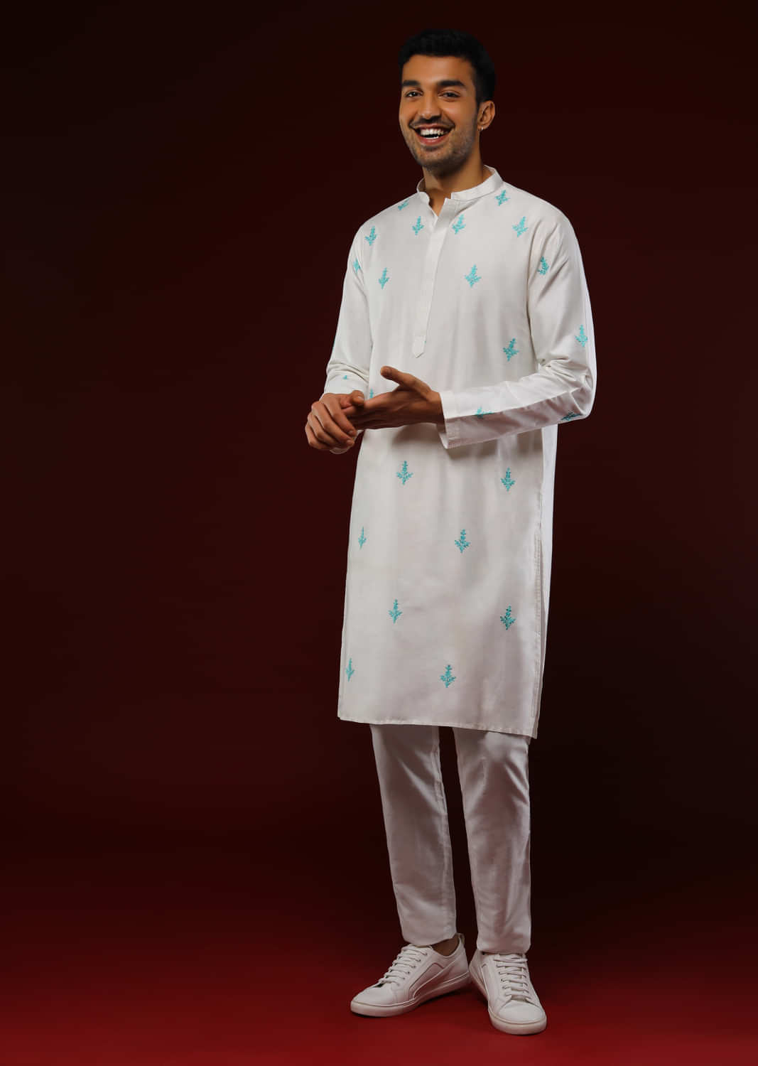 Daisy White Kurta Set In Cotton With Turquoise Resham Embroidered Buttis