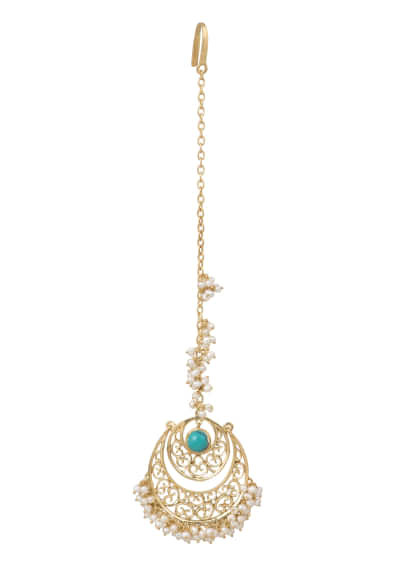 Gold Plated Maang Tika With Turquoise Stone Along With Carved Filigree Design And Pearls By Zariin