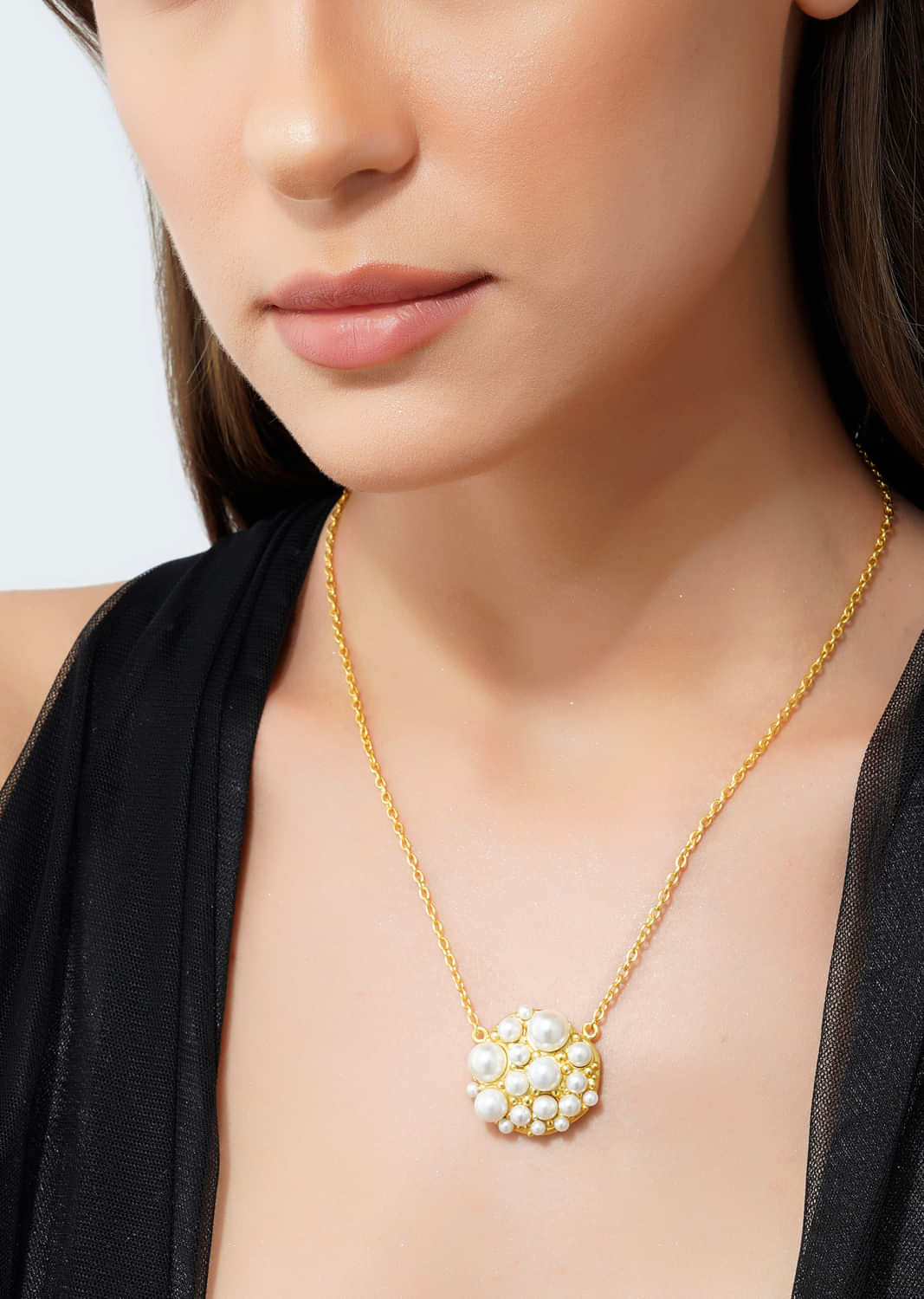 Gold 22K Pendant Necklace With White  Pearl Glam