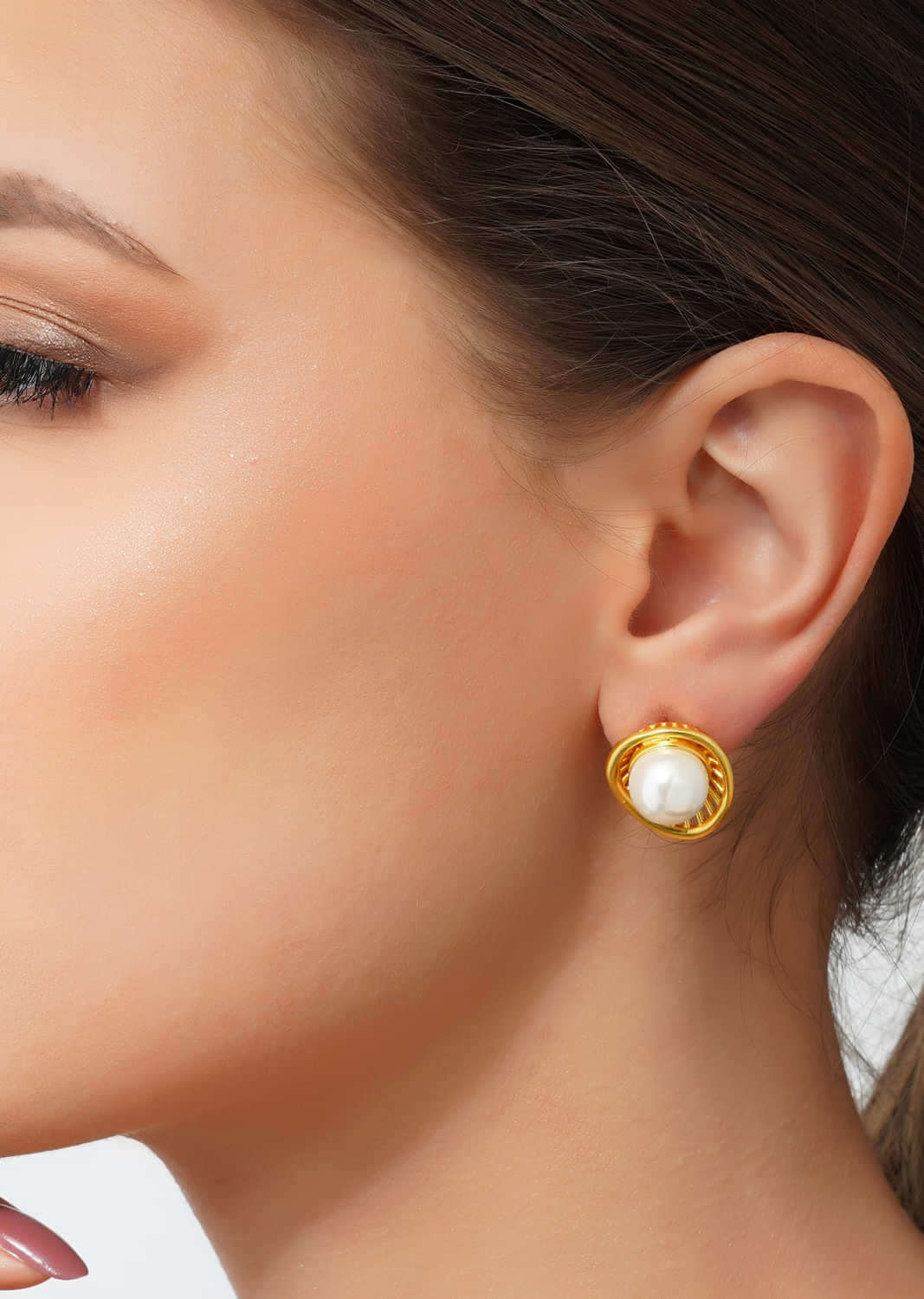 Gold 22k Plated Brass Studs Earrings With White Shell Pearl 