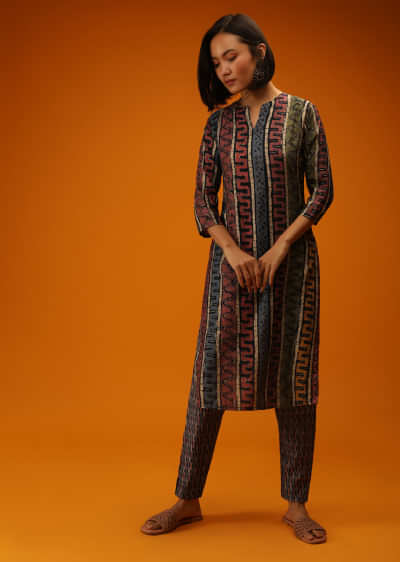Navy Blue Straight Cut Kurta Set With Multi Colored Abstract Print Online - Re By Kalki