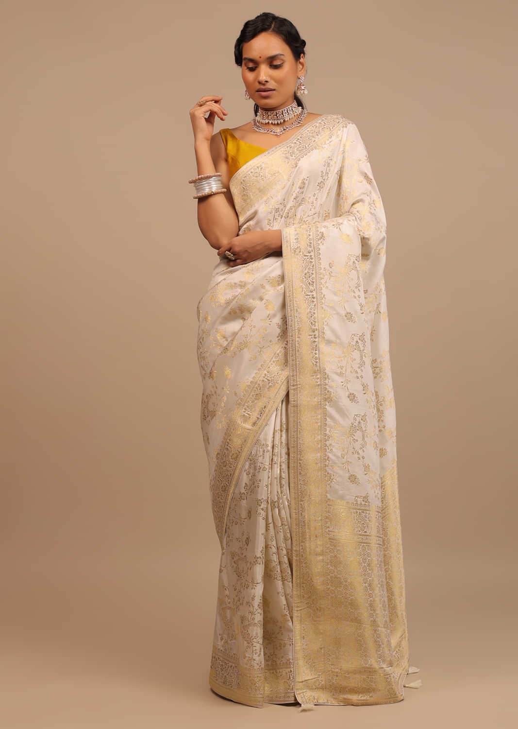Off-White Saree In Dola Silk With Woven Floral Jaal And Moroccan Weave On Pallu