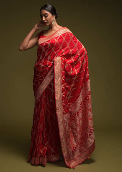 Scarlet Red Banarasi Saree In Silk Blend With Woven Mesh Jaal