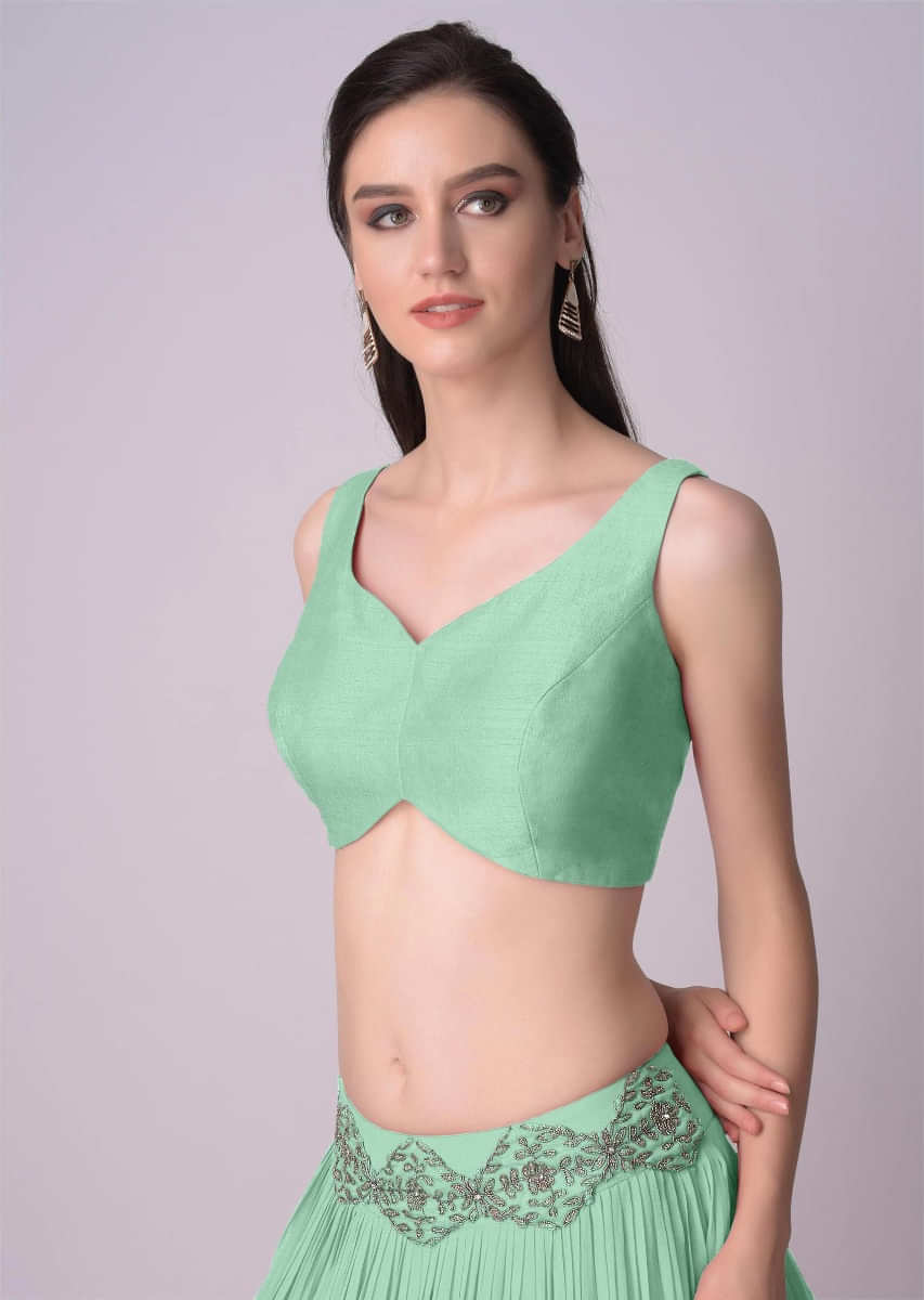 Sea Green Blouse In Raw Silk With Sweet Heart Neckline And Hemline