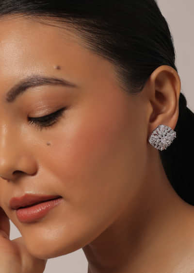 Stunning Dazzling Diamond Stud Earrings