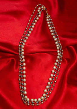 A string of red pearls!